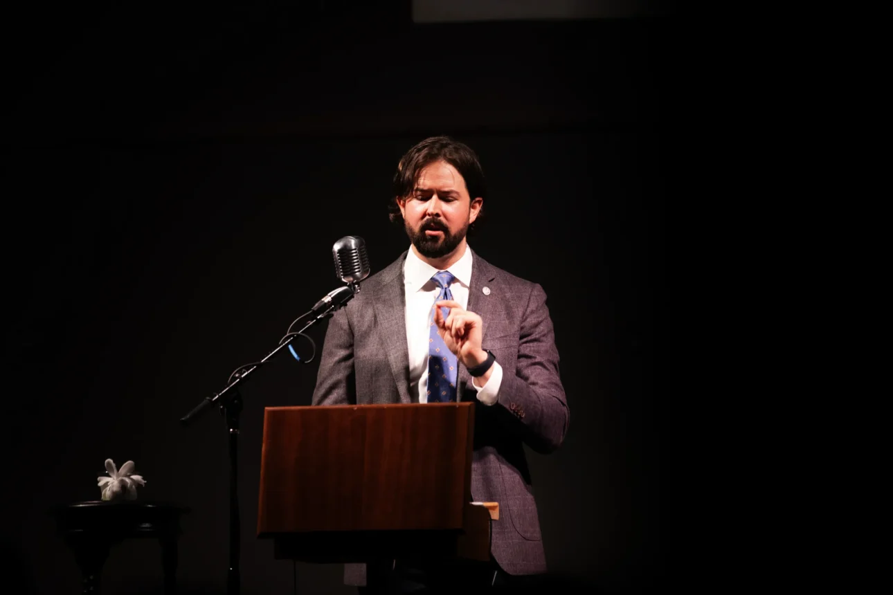 Photo of colin-alexander-odd-salon